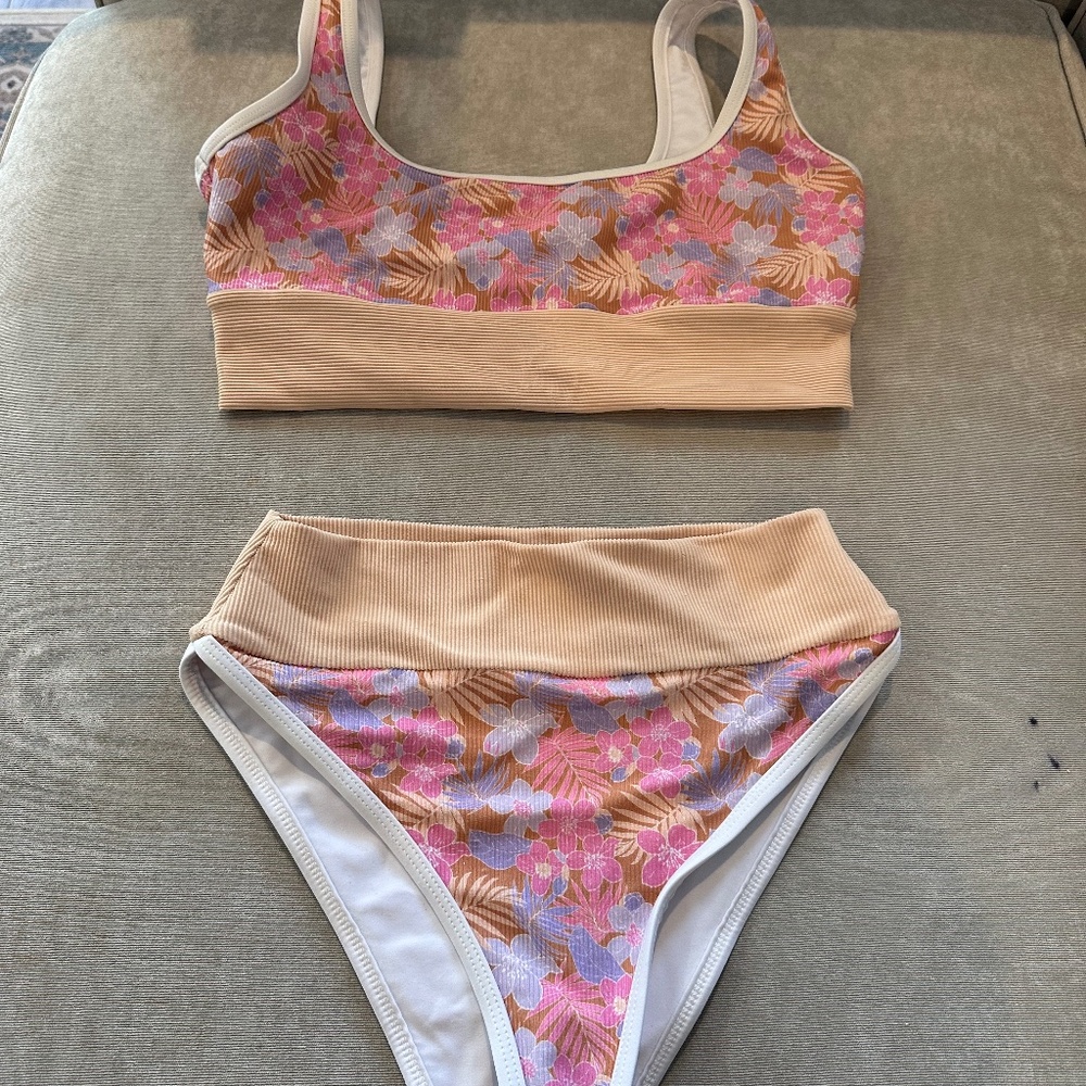 Lainsnow two piece